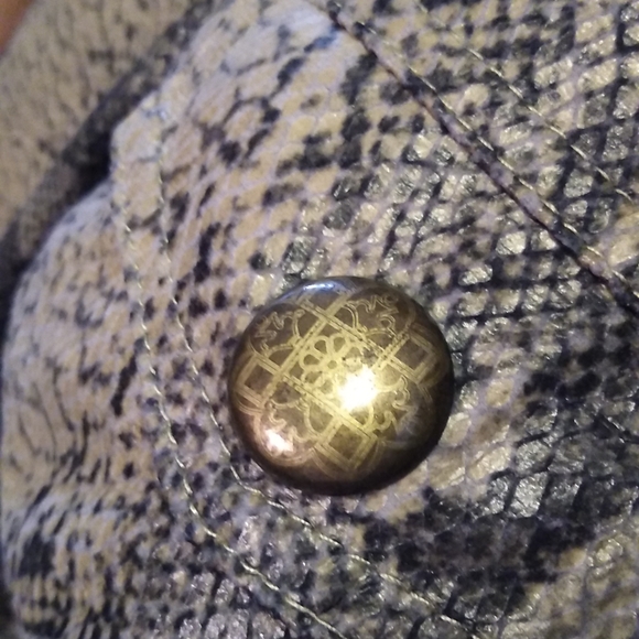 Sexy faux snakeskin jacket - Picture 3 of 6